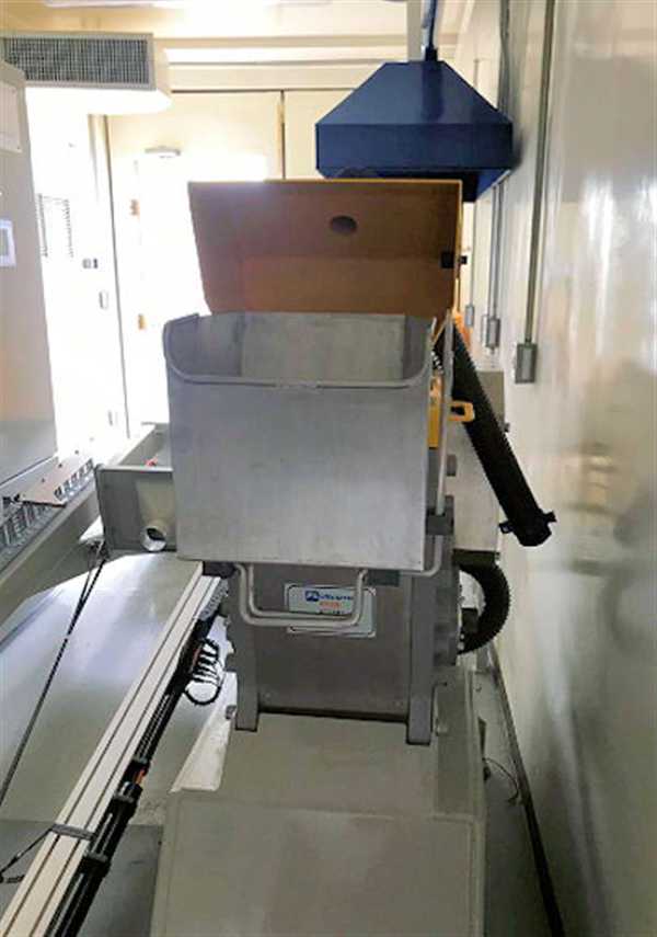 Lot Of Unused Flsmidth Containerized Sample Preparation And Analytical Lab Equipment)